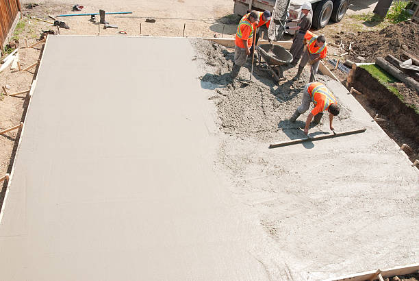 Best Custom Concrete Contractor  in Bronson, FL